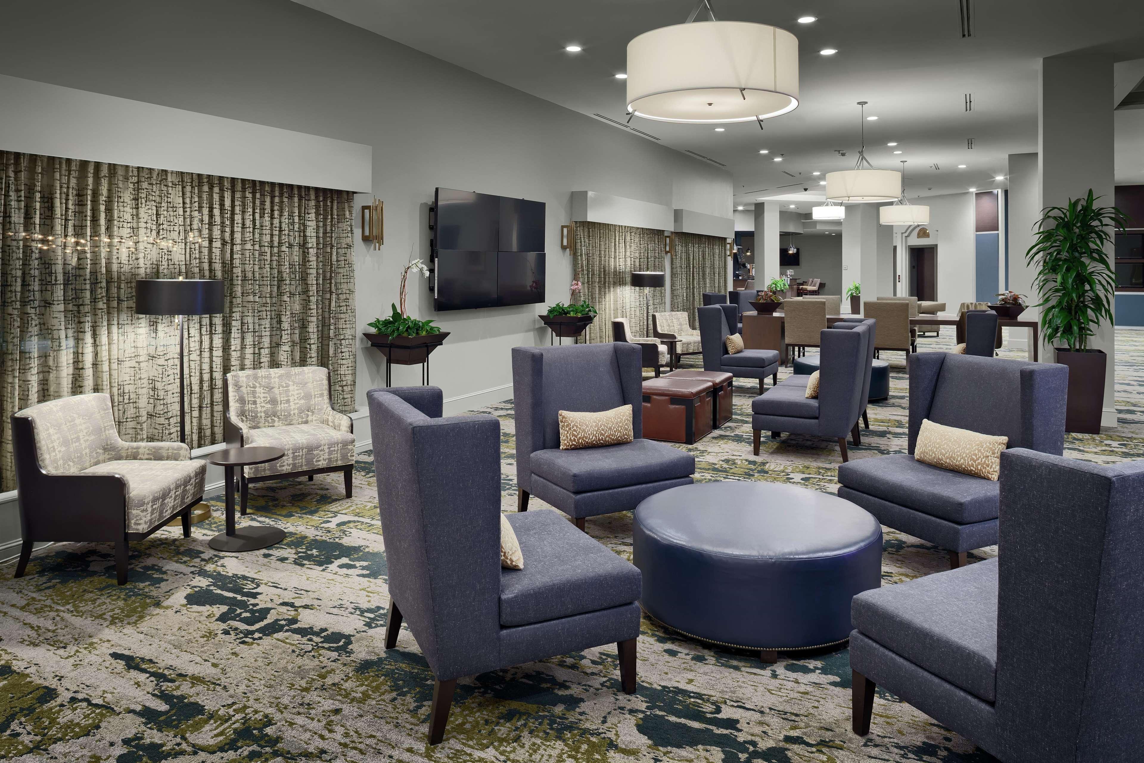 Doubletree By Hilton Downtown Hotel